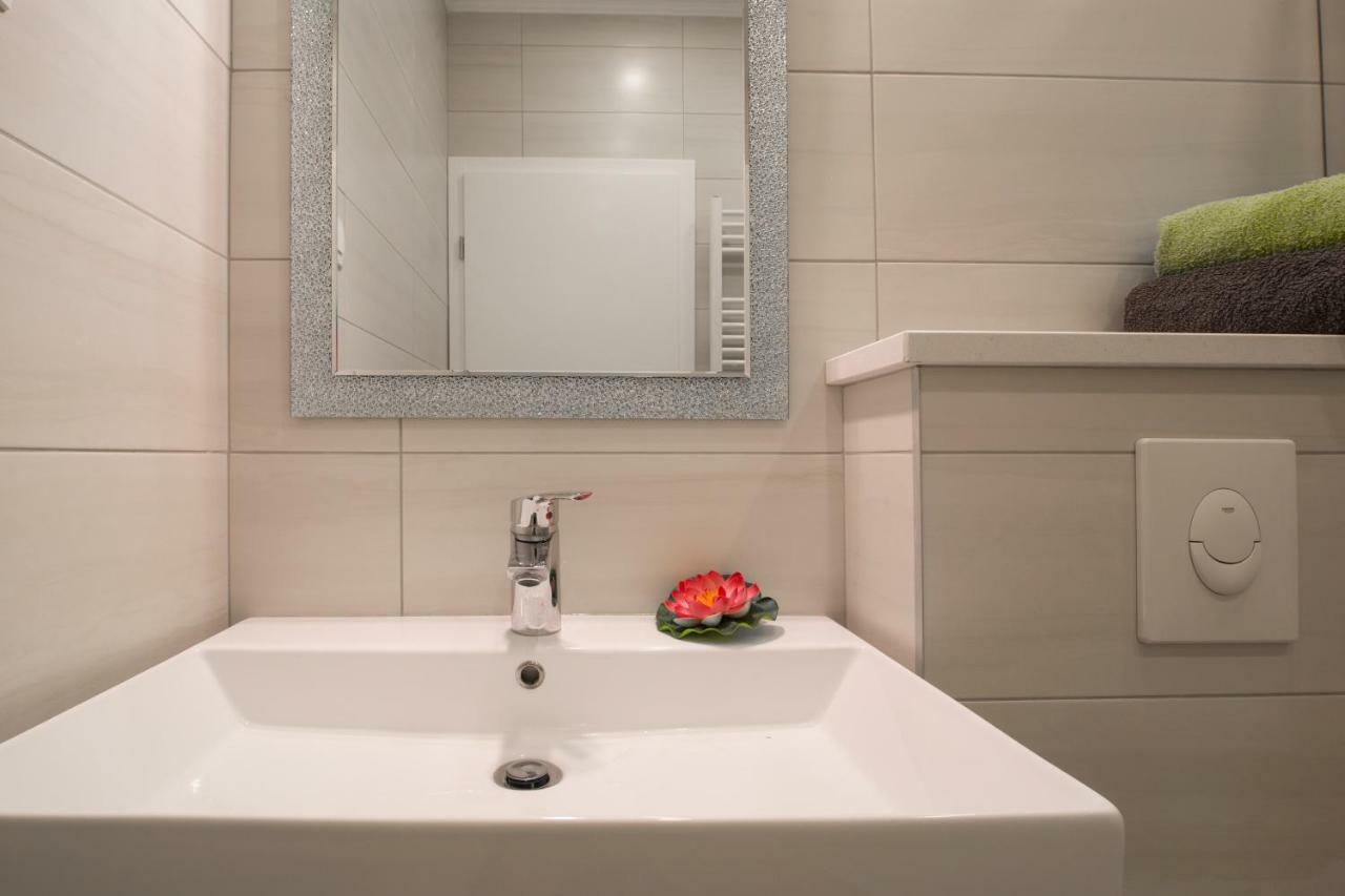 מאקרסקה Apartments Smokva מראה חיצוני תמונה