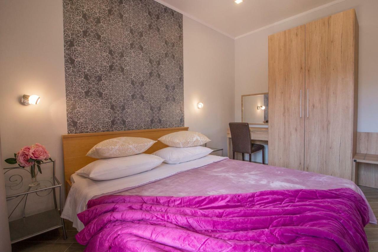 מאקרסקה Apartments Smokva מראה חיצוני תמונה