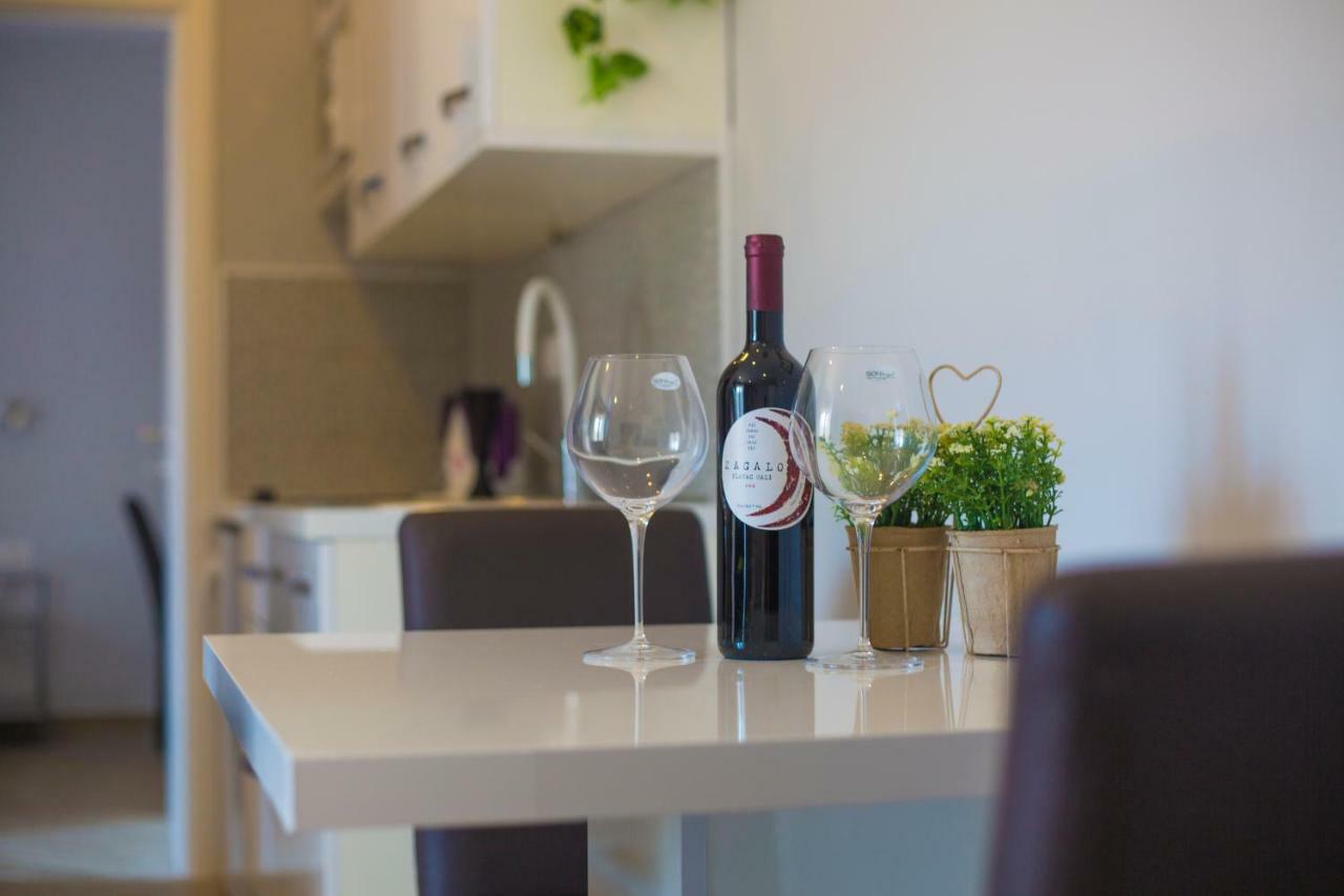 מאקרסקה Apartments Smokva מראה חיצוני תמונה