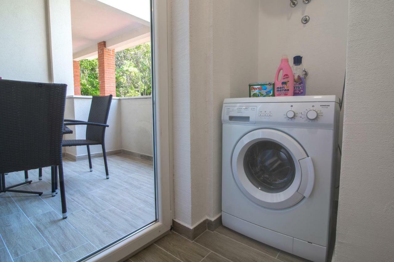 מאקרסקה Apartments Smokva מראה חיצוני תמונה