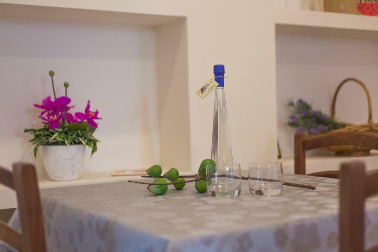 מאקרסקה Apartments Smokva מראה חיצוני תמונה