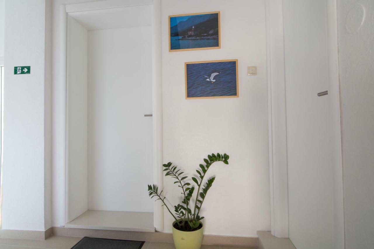 מאקרסקה Apartments Smokva מראה חיצוני תמונה