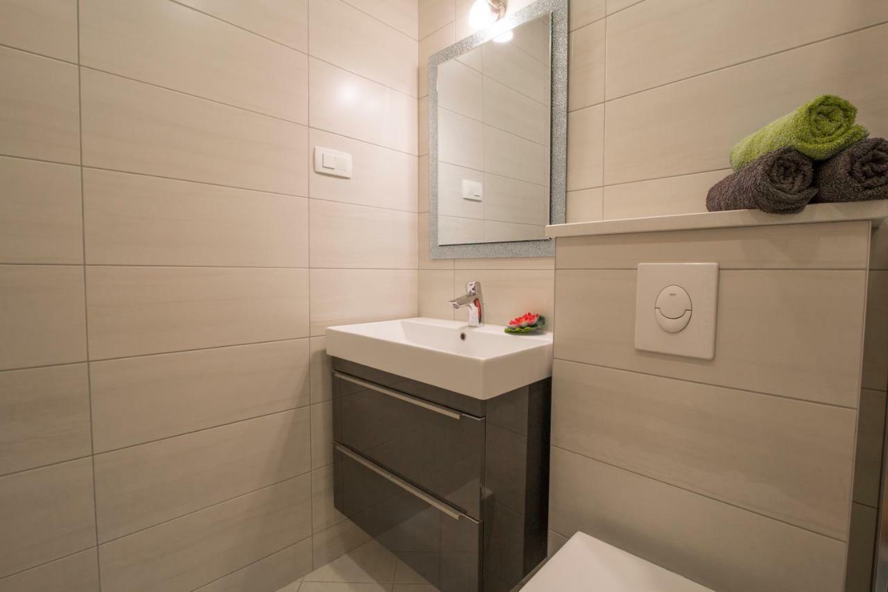 מאקרסקה Apartments Smokva מראה חיצוני תמונה